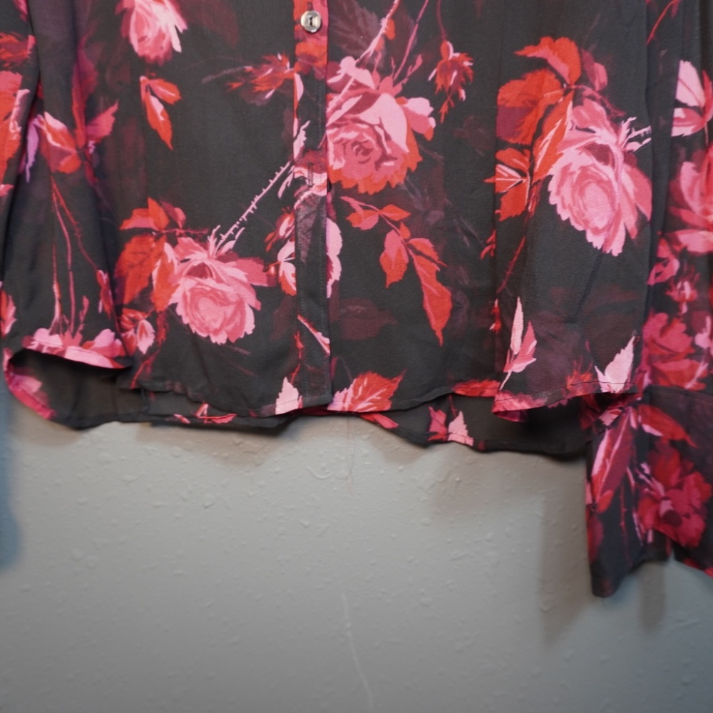 Express Women's Black Pink Red Floral Button Down Sheer Blouse Size 13/14 - Picture 2 of 5